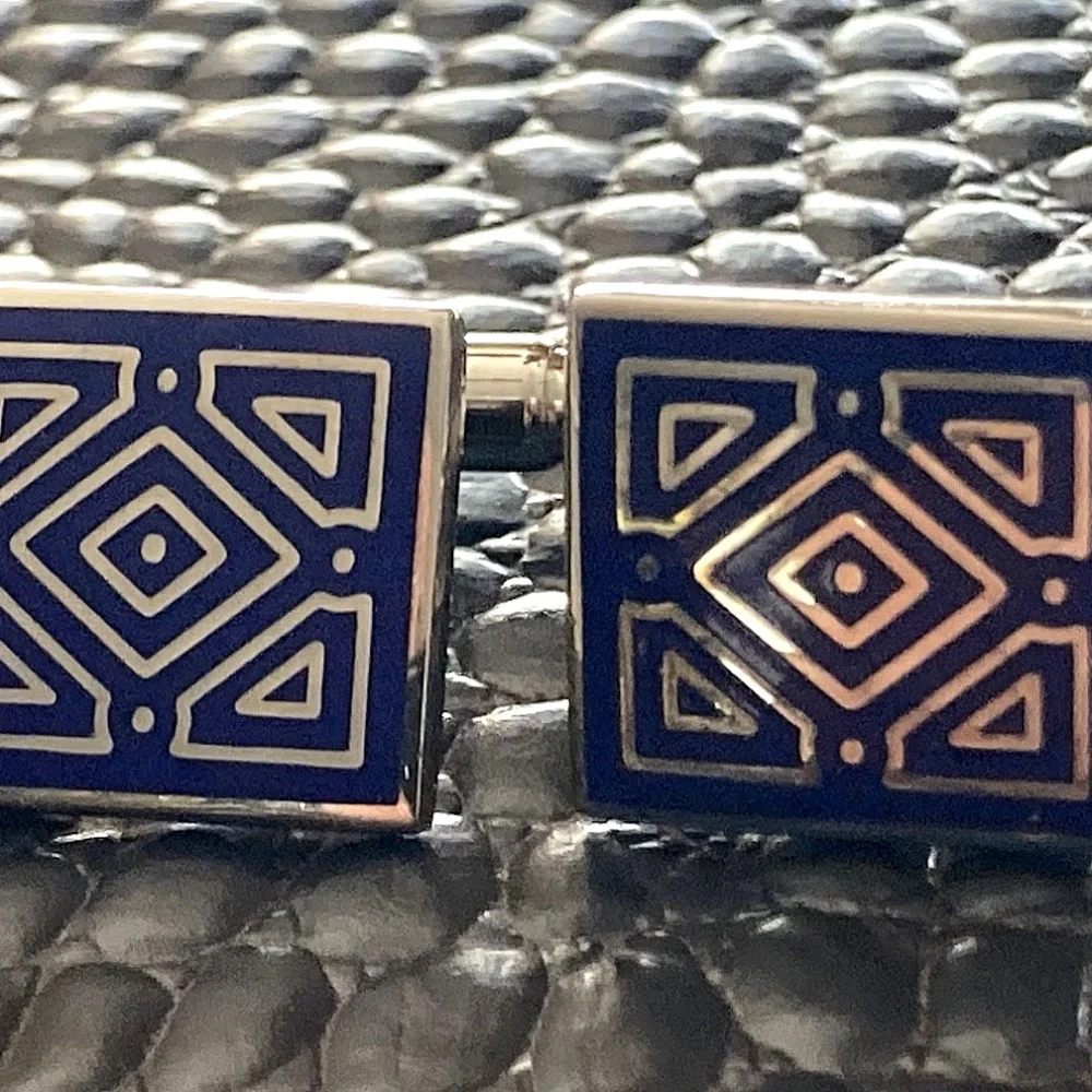 Metropolitan Museum of Art MMA Blue Enamel Cufflinks & Tie Clip Set Geometric
